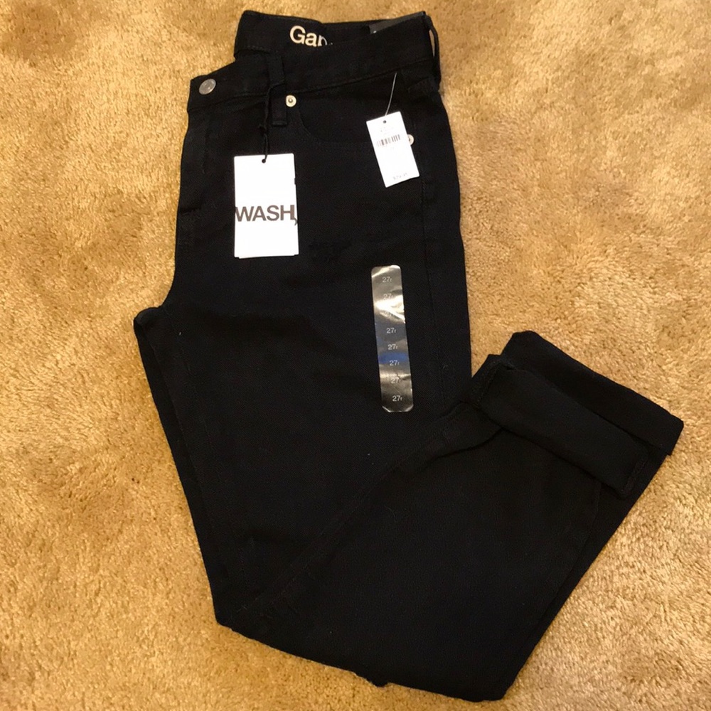 Black Destructed Girlfriend Gap Jeans Size 4